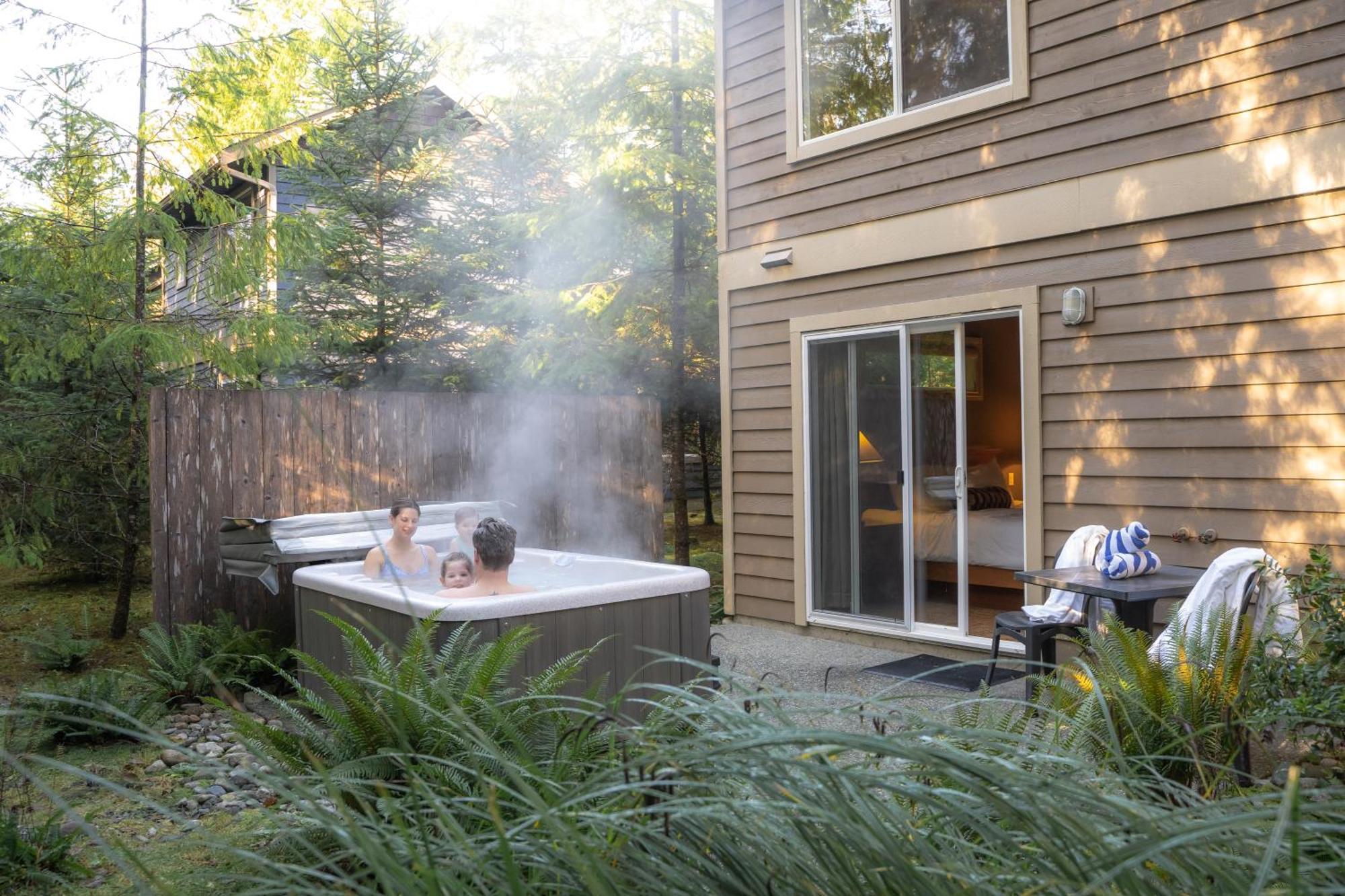 Long Beach Lodge Resort Тофино Экстерьер фото